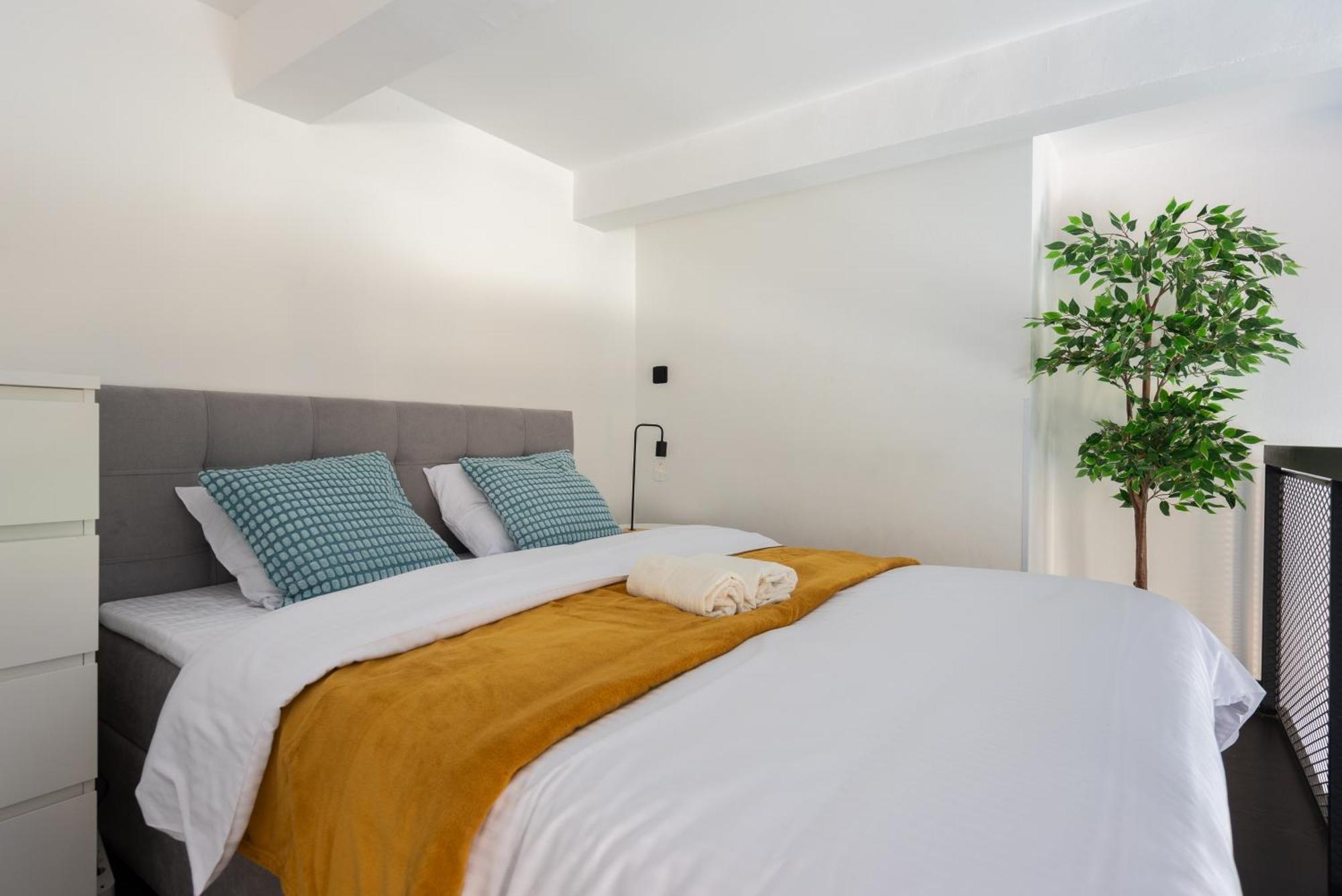 Modern Loft-apartments In Apartamento Praga