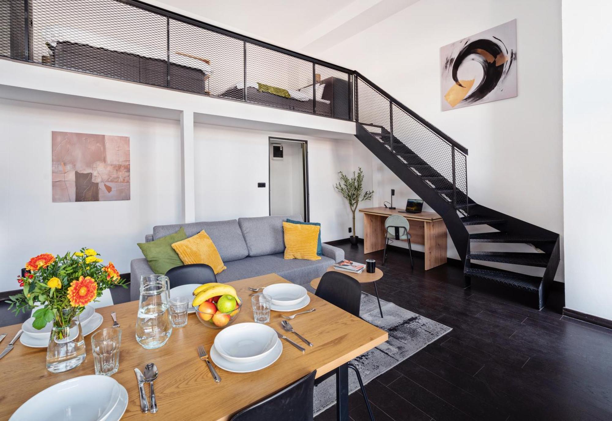 Modern Loft-apartments In Praga